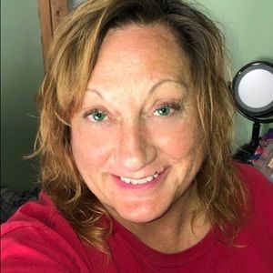 Meet your Posher, Mary kay